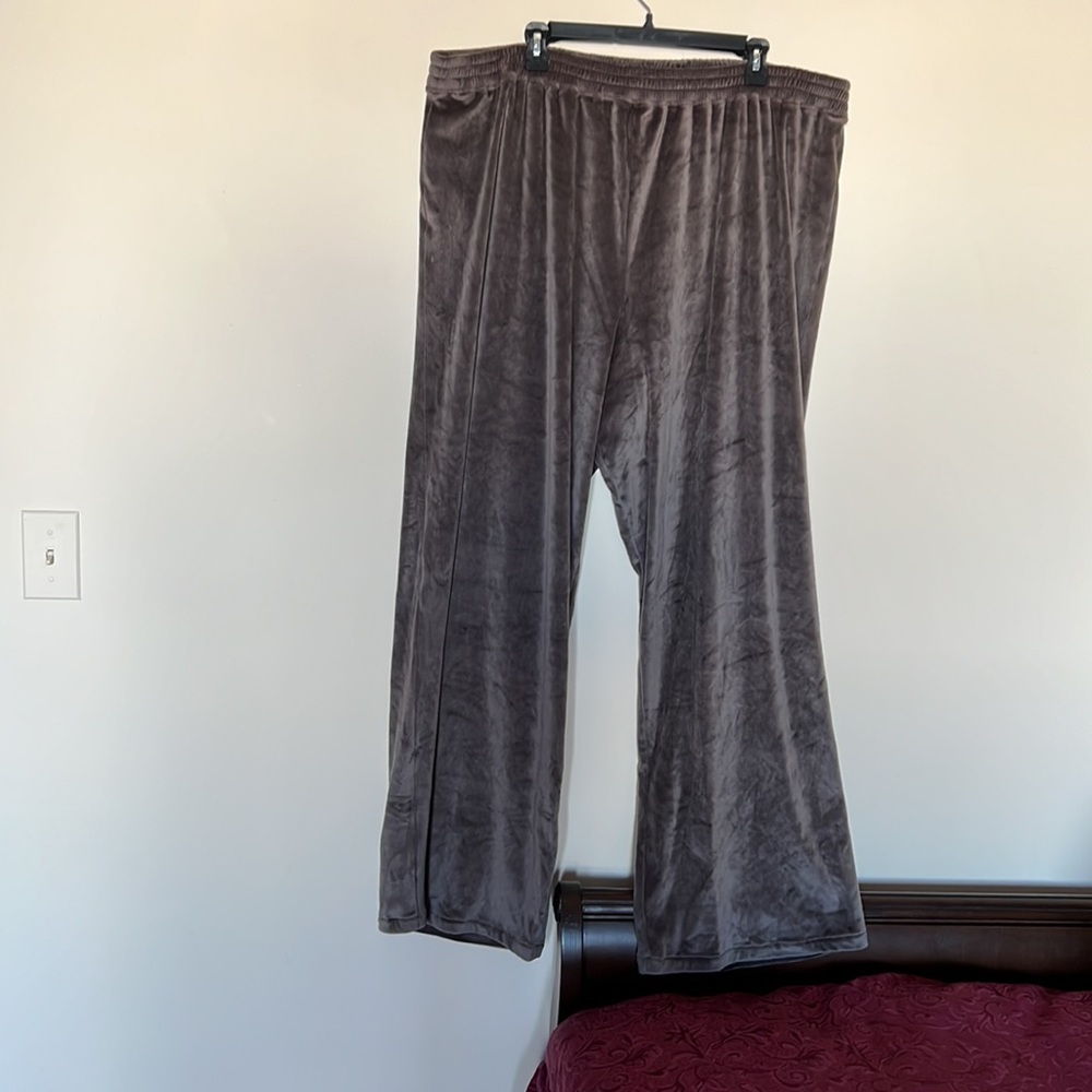 SKIMS Velour Wide Leg Pants - Picture 2 of 5